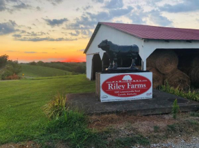 The Lodge @ Riley Farms, Comfort & Rest close to The Ark